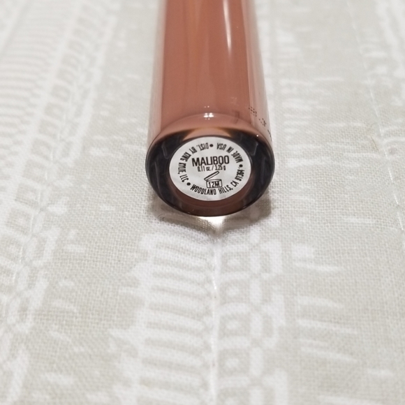 Kylie Cosmetics MALIBOO Matte Liquid Lipstick - Picture 5 of 8